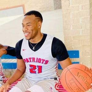 Meet your Posher, Jonterrion